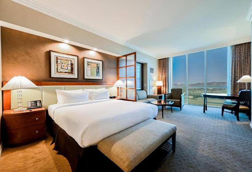 استودیوی استاندارد, Stripviewsuites At Signature