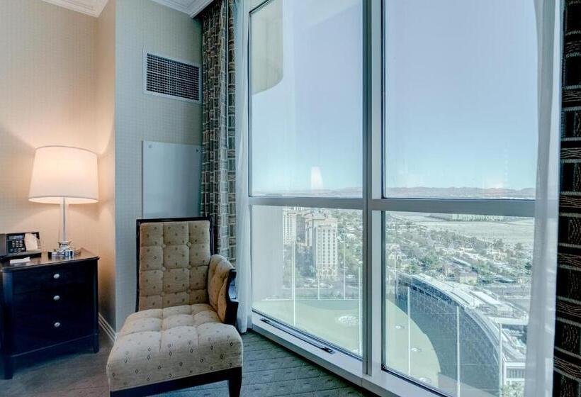 آپارتمان 2 خوابه, Stripviewsuites At Signature