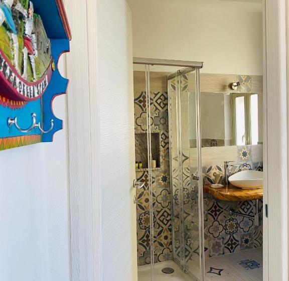 Standard Room with Balcony Side Sea View, Chiaro Di Luna