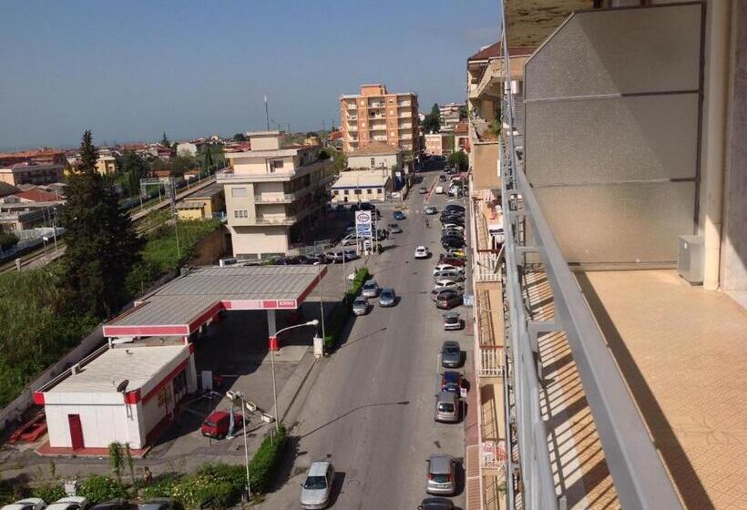 اتاق استاندارد با بالکن, Bellavista B&b