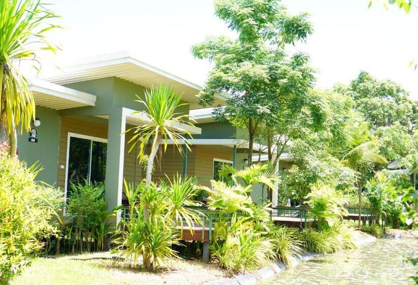 带大床的标准间, Green Two Resort