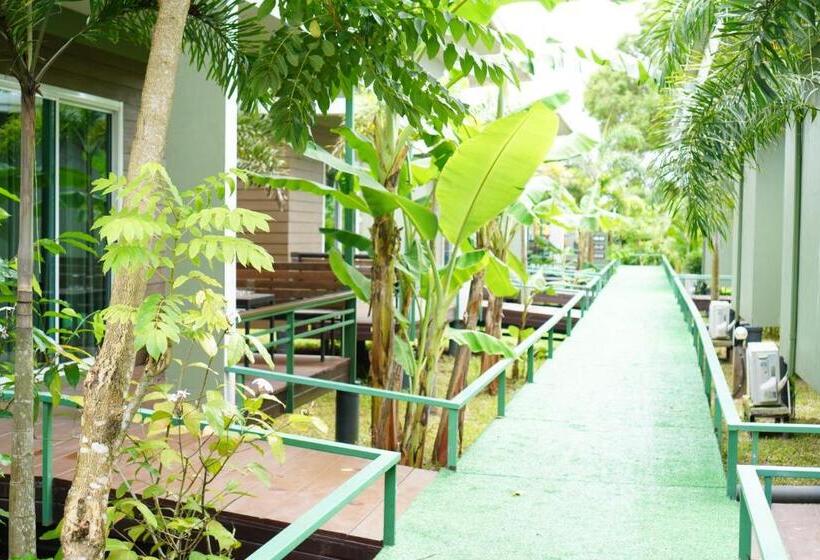 标准间, Green Two Resort