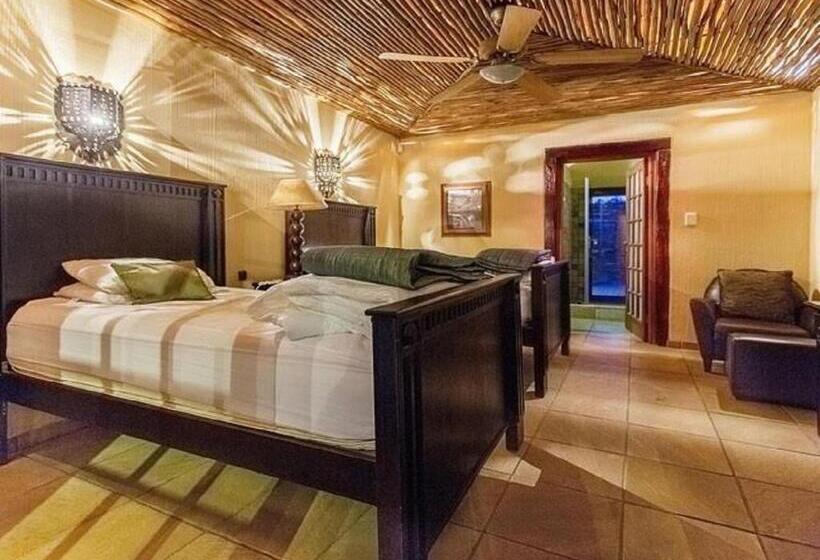 خانه 1 خوابه, Tholo Private Game Lodge