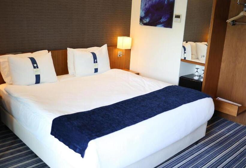 Номер Стандарт, Holiday Inn Express Manisa West, An Ihg