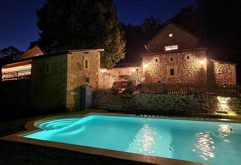 سوییت خانوادگی, Le Clos De La Canéda