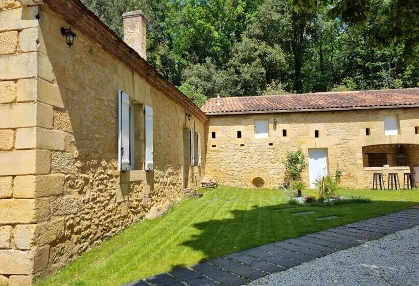 اتاق خانوادگی, Le Clos De La Canéda
