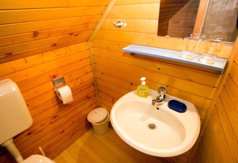 اتاق استاندارد, Turistična Kmetija Perk