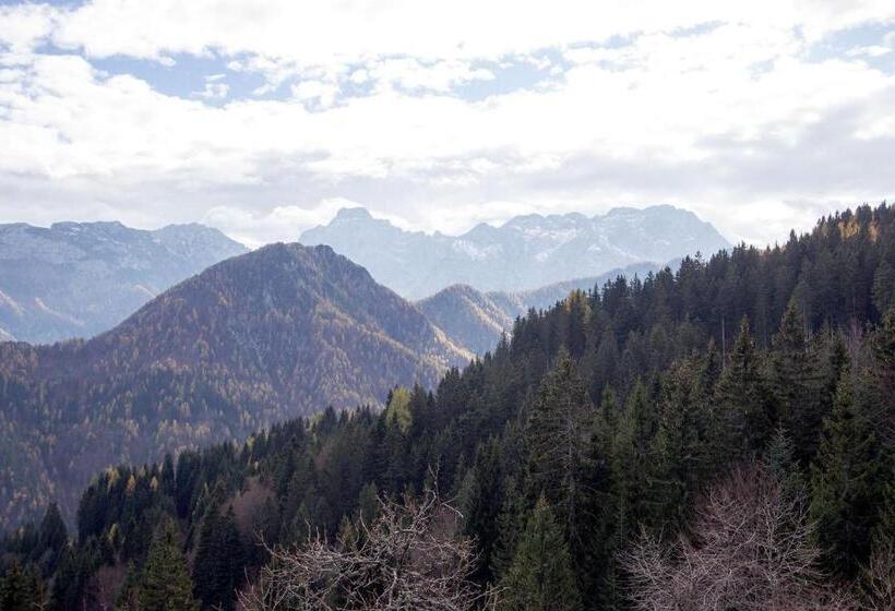 اتاق استاندارد چهارنفره با بالکن, Turistična Kmetija Perk