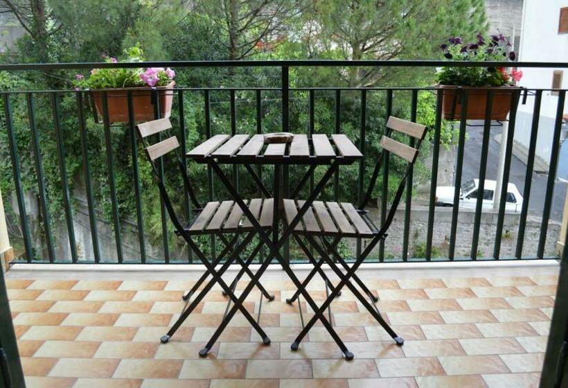اتاق استاندارد, La Sorgente B&b