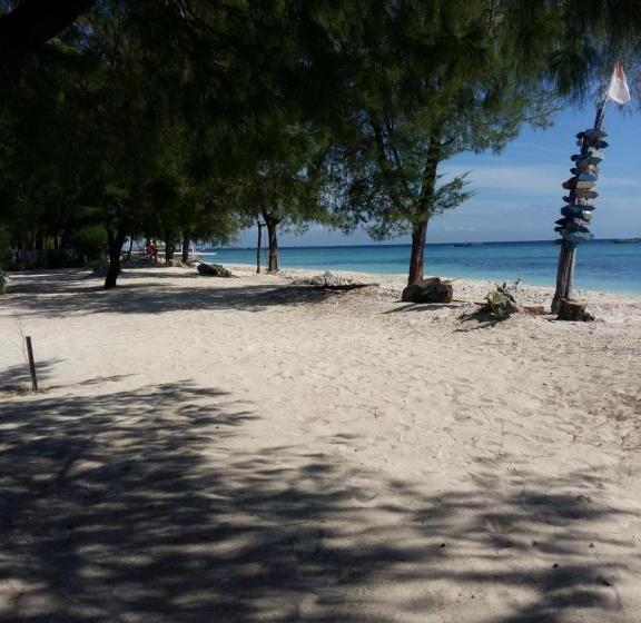 اتاق استاندارد با بالکن و چشم‌انداز دریا, Yaya Bungalows Blue Coral
