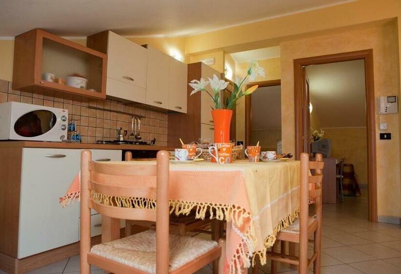 带3个卧室的公寓, B&b Casa Mauro