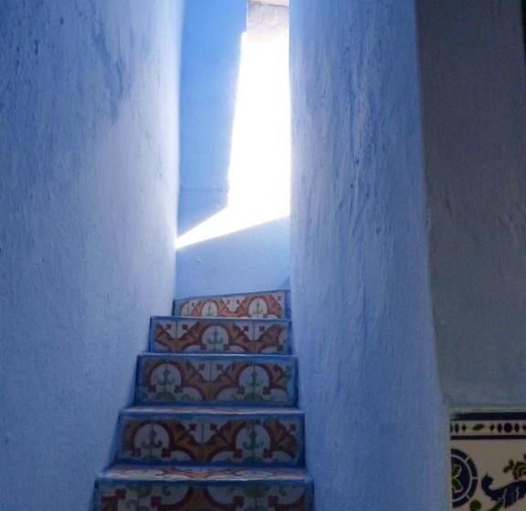Quarto Triplo Estandar, Dar Onsar