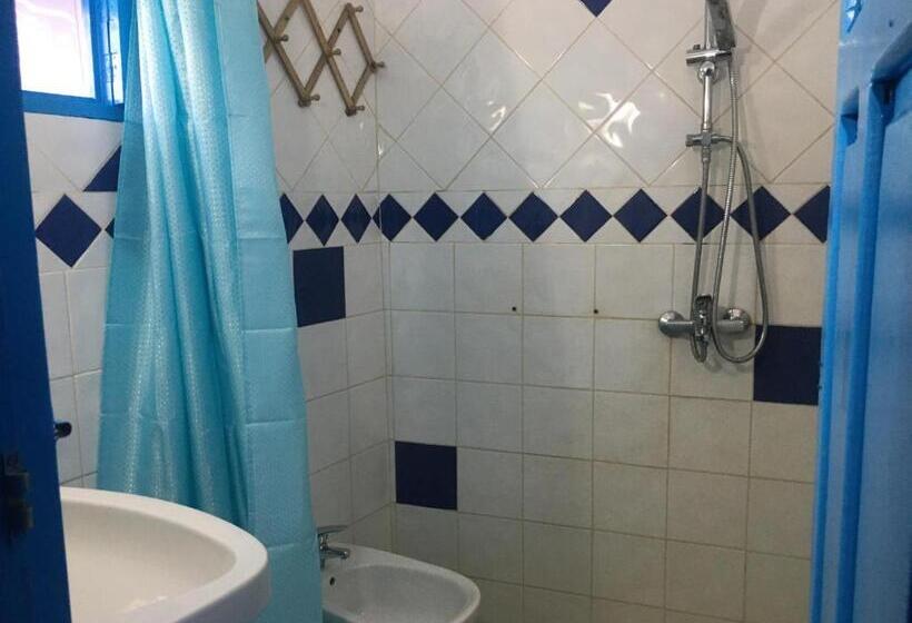 Quarto Triplo Economy, Dar Onsar