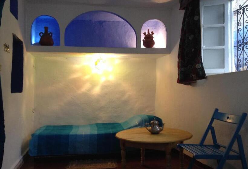 Casa 4 Quartos, Dar Onsar