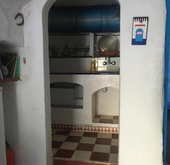 Casa 4 Quartos, Dar Onsar