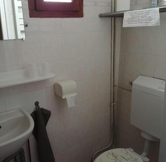 Четырехместный Номер Стандарт, Gîte Pilpoil