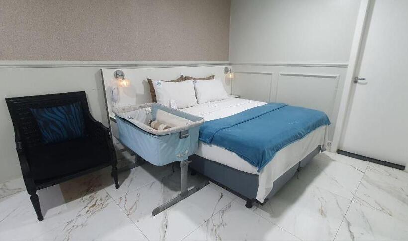 Трехместный Номер Deluxe, Antonio S Hotel E Spa   Airport
