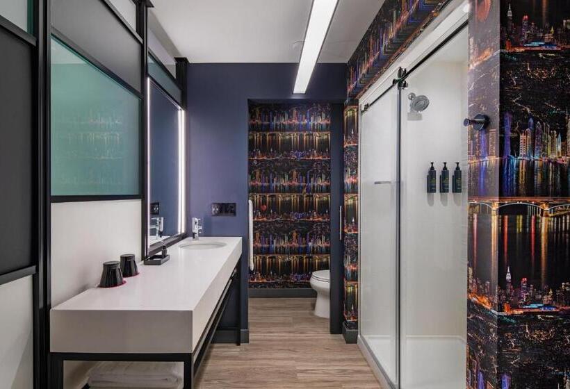 身障者適用キングサイズベッドルーム, Aloft Providence Downtown