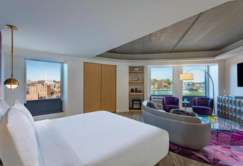 キングサイズベッドのスイートルーム, Aloft Providence Downtown