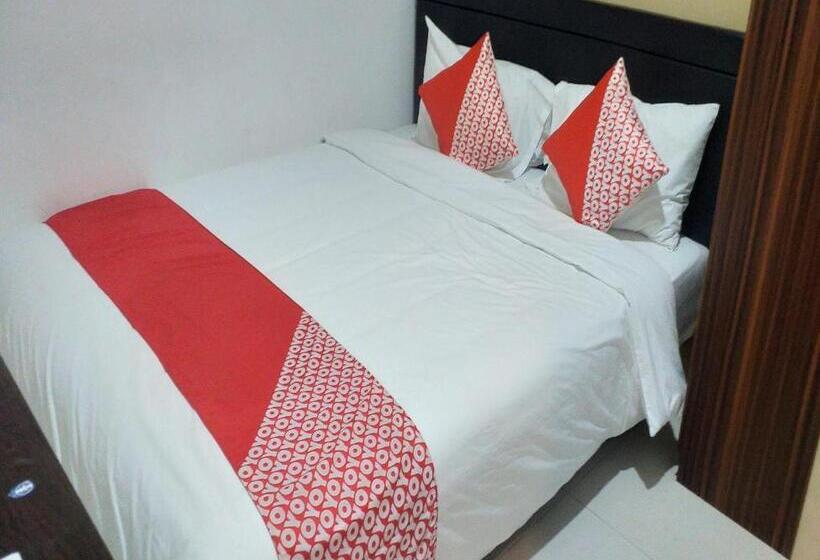 اتاق اکونومی, Oyo 90692 Point Hostel