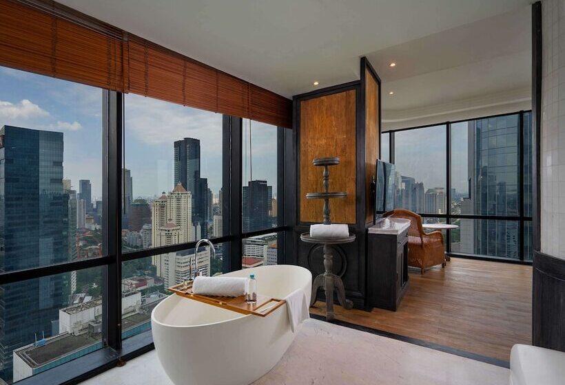 Номер Deluxe, The Orient Jakarta, A Royal Hideaway