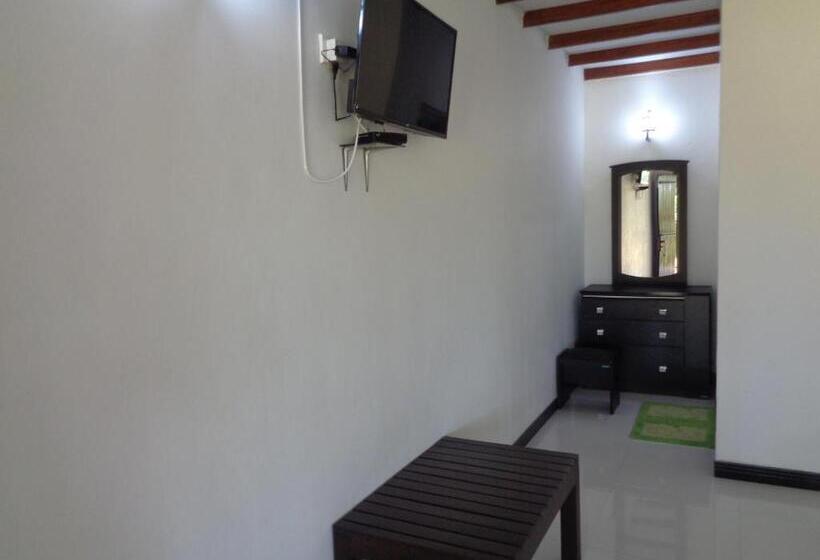 Номер Deluxe, Man Guest Polonnaruwa