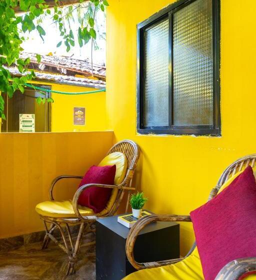 Номер Стандарт, Whoopers Hostel Palolem