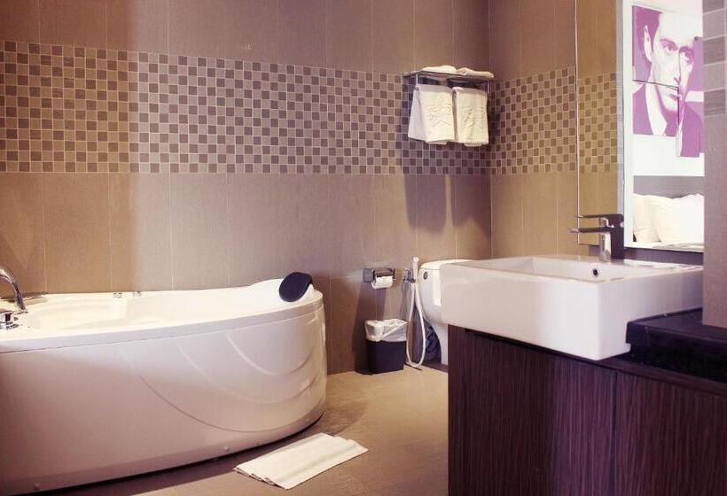 스위트, Os Style Hotel Batam Powered By Archipelago