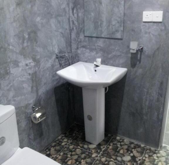 Quarto Familiar, Ella Green Stay