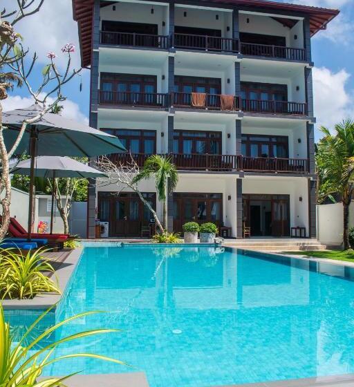 Номер Deluxe, The Green Rooms Surf & Yoga Camp   On The Beach   Prime Location Renovated 2024