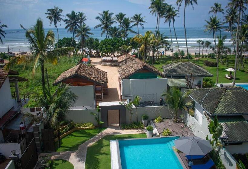 Номер Стандарт, The Green Rooms Surf & Yoga Camp   On The Beach   Prime Location Renovated 2024