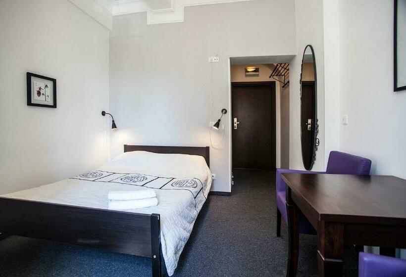 Номер Стандарт, Hostel Wratislavia