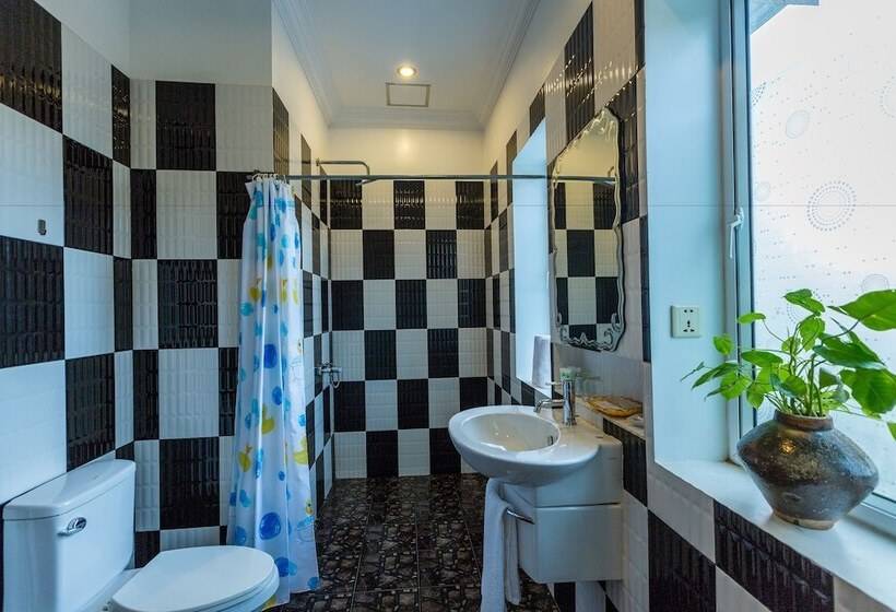 اتاق لوکس خانوادگی, Asanak D Angkor Boutique