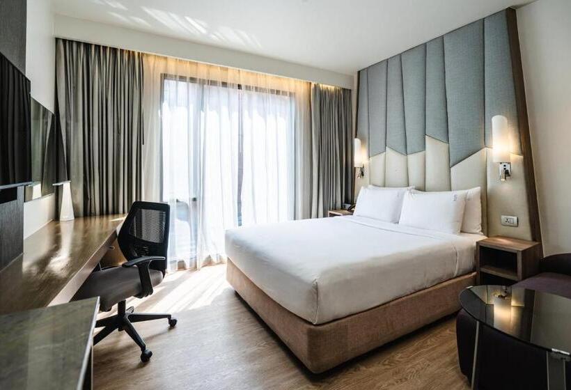 Номер Стандарт, Holiday Inn Express Bangkok Sukhumvit 11, An Ihg