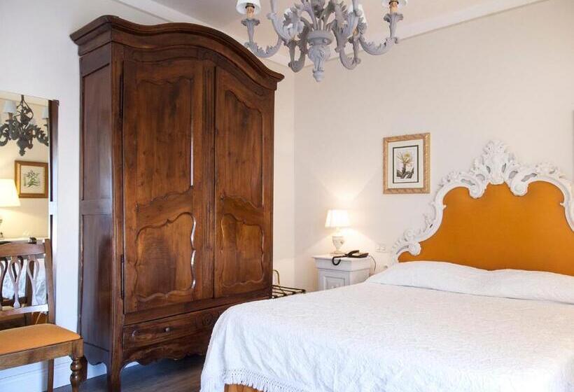 Апартаменты с 1 спальней, смежные, Villa Maremonti