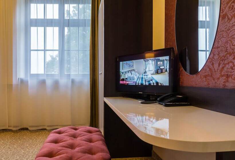 Апартаменты 1 Спальня, Zamek Gniew   Hotel Rycerski