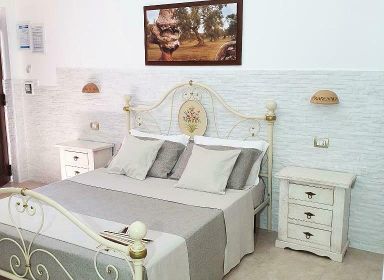 غرفة قياسية مطلّة علي الحديقة, Agriturismo La Rondine