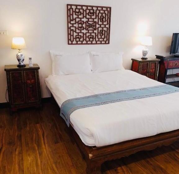 스탠다드 발코니 스튜디오, Btc Boutique Resort Private Pool Villas And Studios Hua Hin บ้านทะเลจีน บูติค รีสอร์ท หัวหิน