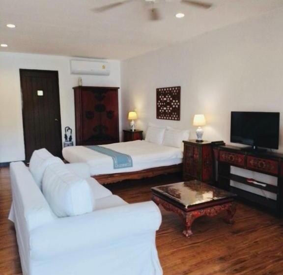 스탠다드 발코니 스튜디오, Btc Boutique Resort Private Pool Villas And Studios Hua Hin บ้านทะเลจีน บูติค รีสอร์ท หัวหิน