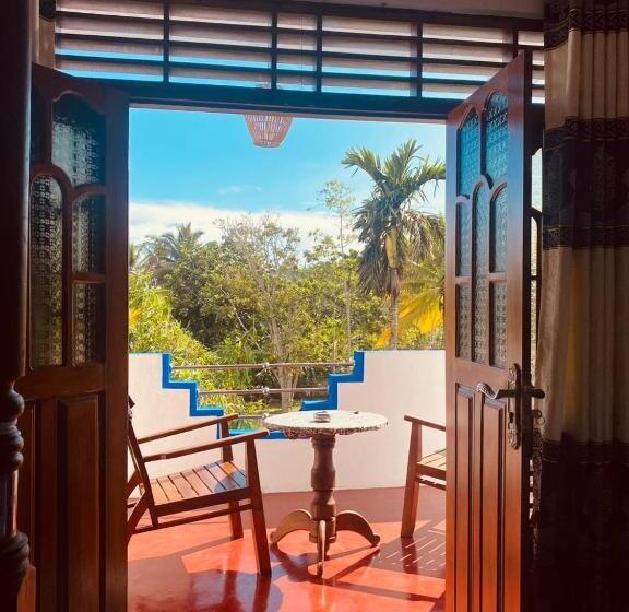 Номер Стандарт Вид на Сад, Resort Of Happiness