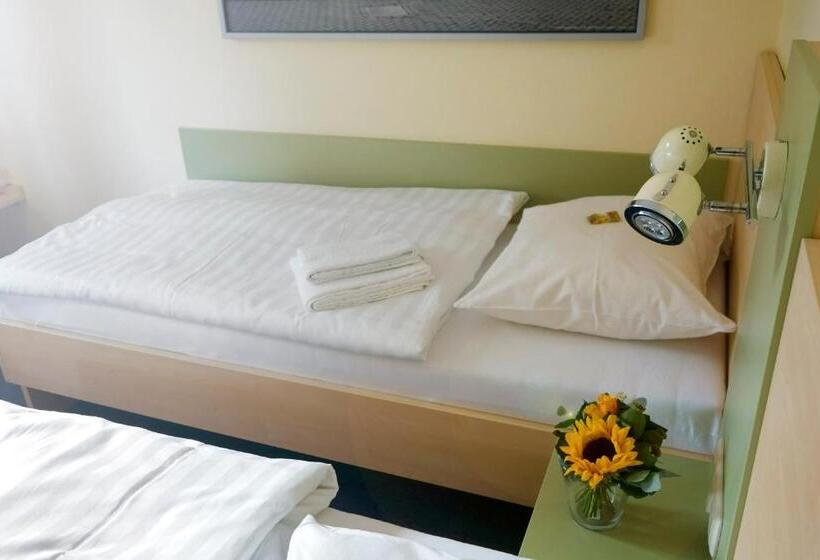 اتاق استاندارد, Best Deal Airporthotel Weeze