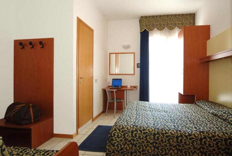 Quarto Estandar, Lido