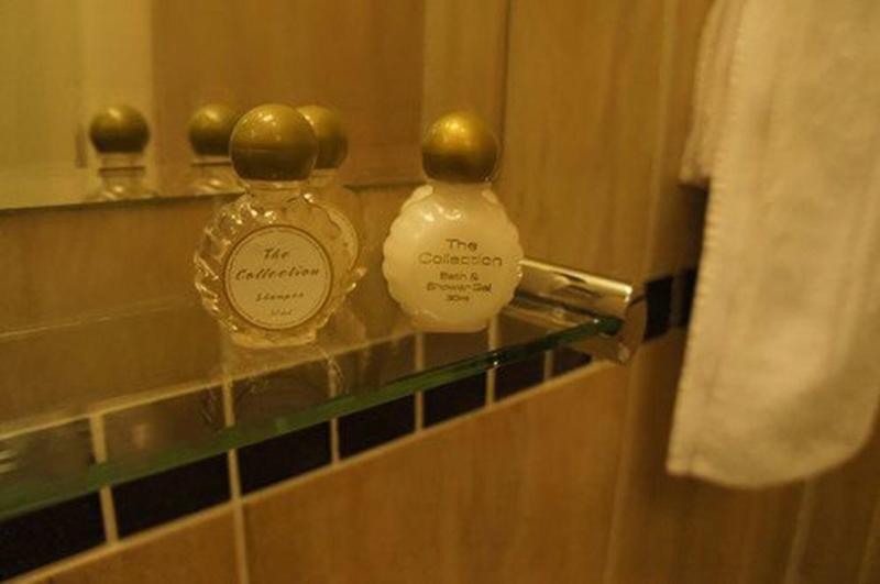 اتاق استاندارد یک نفره, Sapphire Hotel London