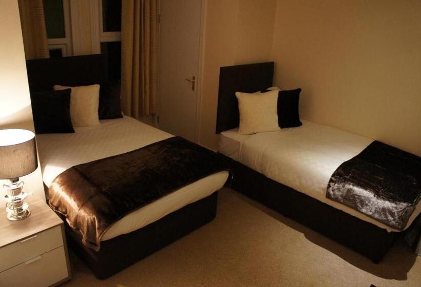 スタンダードルーム, Sapphire Hotel London