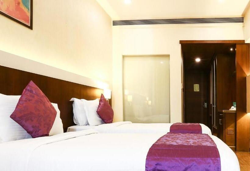 Номер Deluxe, Treebo Premium Eden Residency