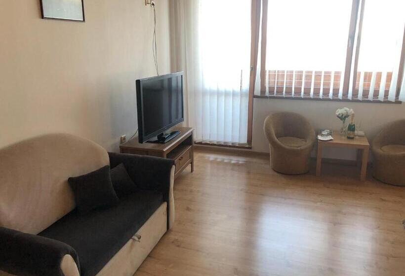Номер Deluxe с Балконом, Slanický Dvor