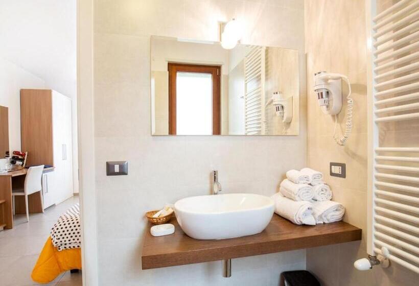 Трехместный Номер Комфорт, Navicri B&b