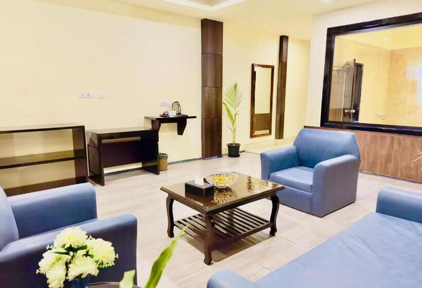 山景套房, Tara Palace Resort And Spa