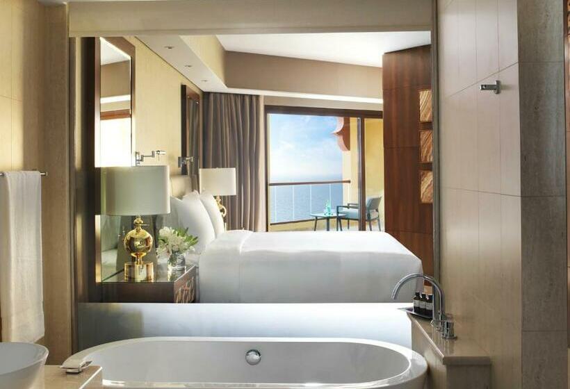 주니어 스위트, Fairmont Ajman