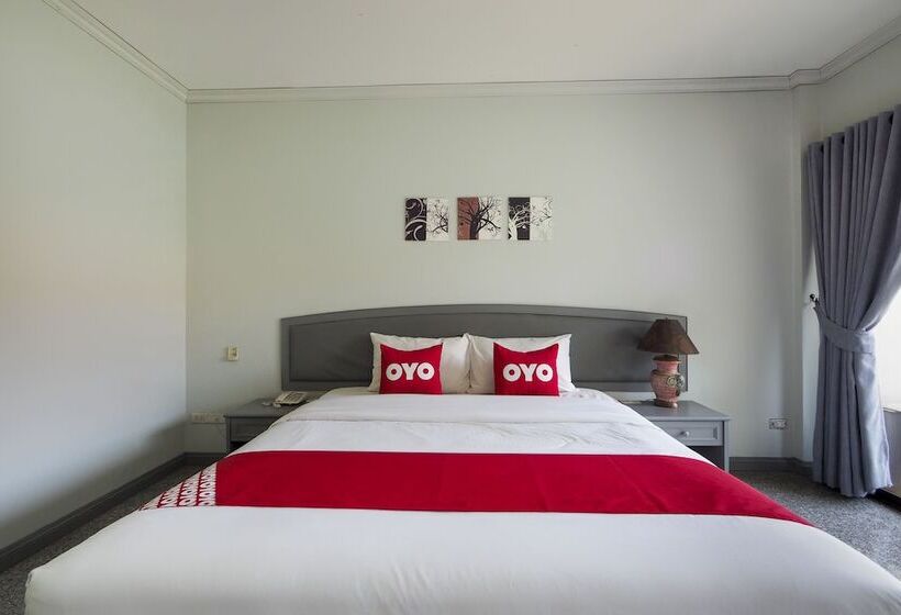 غرفة سوبيريور, Golden Land